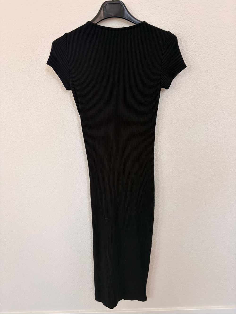 Elie Tahari Black Ribbed Crewneck Dress